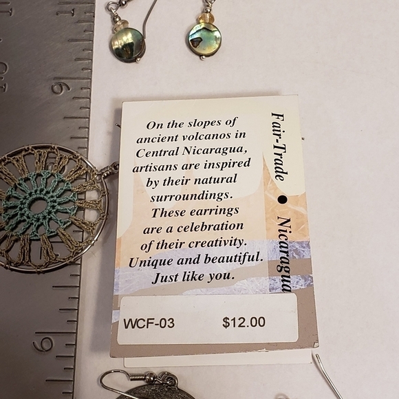 Lot of 6 Pairs Blue Earrings 2 New JJ88 Jonnette Dichroic Glass Dream Catcher - Picture 9 of 10